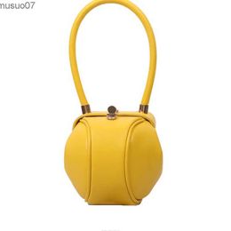 Messenger Bags Designer Bags for Women 2023 New Ball Purses Saddle Zipper Portable Handbags Fashion Simple Shoulder Bag Ladies Messenger BagL2403