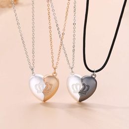 Romantic Couple Jewellery for Lover Crown Stitching Magnetic Necklace Heart Pendant Puzzle Men Women