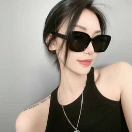 2024New designer Glasses Designer Sunglasses Women Quality Full Frame of Metal Mirror Leg Classic Design Its Feminine Sweethearts Square Madam Toadstool 6cqi