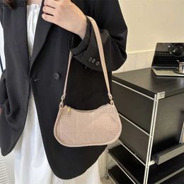 Messenger Bags Underarm Shoulder Bag for Women 2023 Summer New Fashion Simple Casual HandbagL2403