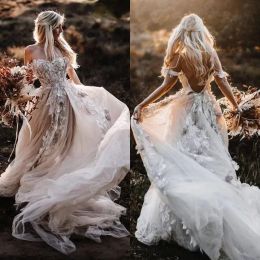 Abiti da sposa con spalle scoperte bohémien Gonna in tulle fata Abiti da sposa all'aperto di campagna floreale con applicazioni floreali senza schienale sexy realizzati su misura