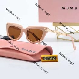 Mui Mui Sunglasses Designer Sun Glasses Women Miu Muimui Sunglasses Personality Mirror Leg Metal Large Letter M Design Multicolor Cat Eye Brand Miui Glasses 478