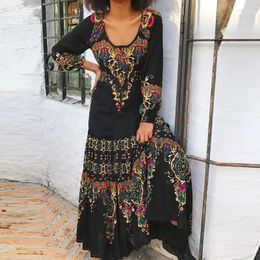 Casual Dresses 2024 Retro Long Sleeve Maxi Dress For Women O Neck High Waist Vintage Floral Print Boho Beach Vestidos