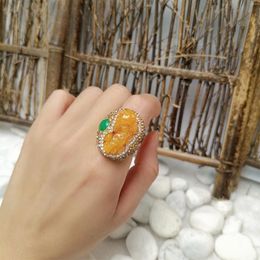 Cluster Rings Dyeing Jadeite Rhinestone Emerald Electroplating Ring Ladies Personality Niche Ancient Method Mother Gift Jewellery