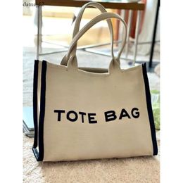 Top Quality TOTE BAG Designer Totes Women Bags Handbags Nylon Canvas Leather Outfit Crossbody Shopping Bag Large Casual Beach Shoulder Bags Purses Black 3 Size 9563