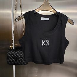 Loeweve Tank Top Designer Tshirt Clothes Women Embroidery Tank Tops Women Summer Short Slim Navel Exposed Outfit Elastic Sports Knitted Lowew Top Classic Retro 215