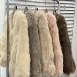Haining's New Integrated Winter Whole And Grass V-Neck Versatile Mink Fur Coat, Women's Short Style 9989