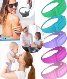 Silicone Liquid Dispensing Bracelet Portable Hand Sanitizer Lotion Bracelet Wristband Wearable Hand Dispenser for Kid Adult7769214