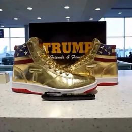2024 Neue Trump-Schuhe, Basketball-Sneaker, niemals aufgeben, Freizeitschuhe, Tennis, Damen, flach, Luxus-Designer, heiße Trumpf-Gold-Herren-Lauf-Sportschuhe, Trainer-Schuh-Geschenk mit Box