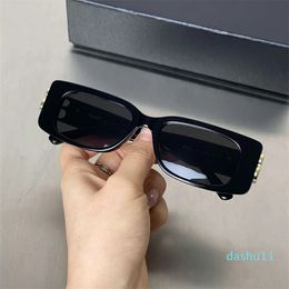 Frames Family Double in the Wind Street Photo Same Narrow Frame Plate Sunglasses for Women