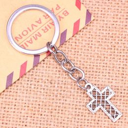 Keychains 20pcs Fashion Keychain 24x16mm Hollow Grid Cross Pendants DIY Men Jewellery Car Key Chain Ring Holder Souvenir For Gift