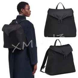 Backpack Unisex 2023 Luxury School Bag Designer Men's Black Backpacks Medium Fashion with Triangular Women's Pockets243K