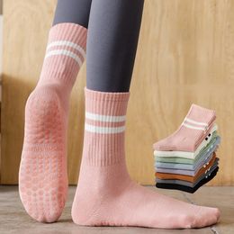 Bottom Yoga Mid-tube Socks Professional Cotton Non-slip Silicone Indoor Fitness Socks gym Floor Socks Dance Pilates Sports Socks 240220