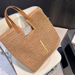 Woven Shopping Bags Vegetable Baskets Grass Woven Tote Bag Women Handbag Gold Hardware Letter Buckle High Quality Women Clutch Hollow Weaving Designer Bag