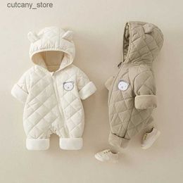 Jumpsuits Winter Newborn Clothes Baby Girl Clothes Thickened Baby Jumpsuit Warm Baby Romper Cotton Jacket Romper Boy Overalls Toddler Coat L240307
