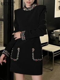 Dress UCXQ High Quality Colourful Diamond Round Neck Black Slim Elegant Beading Long Sleeve Women's Dress 2024 Spring Winter 23A6714