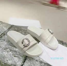 Designer Slippers Luxury brand Sandals Leather shoes pearl rhinestone clasp appearance outdoor beach shopping fashion comfortable women's shoes with box