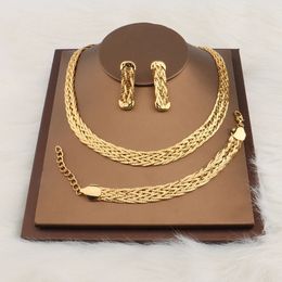 Gold Color Hollow Earrings Necklace Set Fashion Women Dubai Africa Luxury Punk Jewellery Choker Wholesale Accessaries 240320