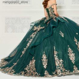 Urban Sexy Dresses Luxury Emerald Green Quinceanera Dresses Off Shoulder Ball Gown Corset Birthday Party Dress Gold Applique Beads Vestidos De 15 Q240307