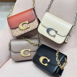 70% Factory Outlet Off Women's Idol Postman Coating Old Flower Combination Leather Chain Single Crossbody Flip Tofu Bag on sale