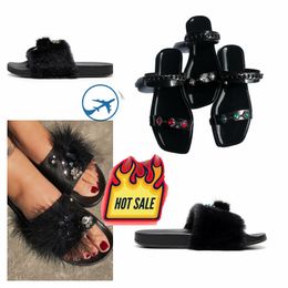 2024 designer Slippers Beach Classic Flat Sandals Luxury Summer Lady Leather Flip Flops Top Quality Men Women Slides GAI Size 36-41