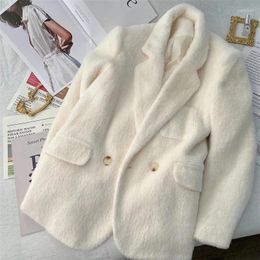 Women's Suits Mink Velvet Coat Women Mao White 2024 Suit Jacket Winter Temperament High-End Outwear Small Fragrance Blazer Female Tops