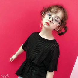 Sunglasses New Girls Decorative Glasses Summer Stage Catwalk Photography with Chain Childrens Frame