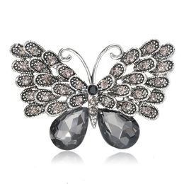 Brooches for Women Ancient Large Butterfly Brooch Corsage Crystal Diamond Butterflies Brooches for Lady Fashion Jewelry