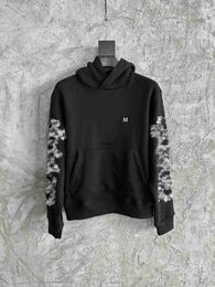 Men's Hoodies Sweatshirts 23SS Designer Mens Spring and Autumn Fashion Bone Print Hoodie Long Sleeve Sweatshirt Couple Sweater Jacket