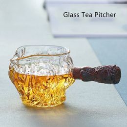 Side Handle Glass Tea Pitcher Chinese Tea Ware Tea Divider Chahai Heat-Resisting Borosilicate Glass Tea Cup Coffee Milk Pot 240220