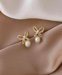Earrings Designer For Women S925 Silver Needle Korean Women039s Fashion Micro Inlaid Zircon Bow Temperament Net Red Pearl Women6243786