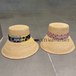 Luxury Wide Brim Straw Hat Embroidery Letter Flats Bucket Hats Summer Outdoor Vacation Sunscreen Fisherman Hats Visor Snapback