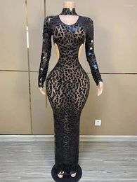 Stage Wear High Quality Geometric Sequin Long Sleeved Black Skirt Sexy Waist Revealing 2024 Fashion Custom Clothing