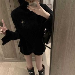 designer CH23 AutumnWinter New Fashion Cross Leather Label Simple and Casual Versatile Lazy Knitted High Neck Sweater A954