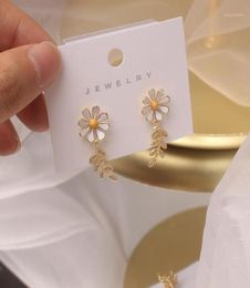 Dangle Chandelier Japan Korea Fashion Jewellery Cute Oil Drop White Daisy Flowers Leaves Copper Inlaid Zircon Female Earrings Stud6381431