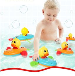 1 pcs Cute Cartoon Duck Bath Toys Classic Water Toy Back Rowing Boat Baby Bathing Swim Duck Chain Clockwork Toy for Children