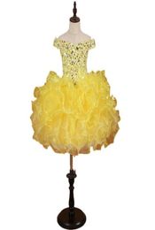 Stunning Yellow Girls Pageant Dresses 2022 Toddle Cupcake Ruffles Crystal Bling Rhinestones Organza Off shoulder Flower Girls Dres8469053