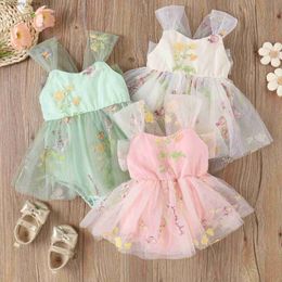 Jumpsuits Newborn Baby Girls Summer Sweet Romper 0-24M Mesh Lace Fly Sleeve Flower Embroidery Tassel Jumpsuits L240307