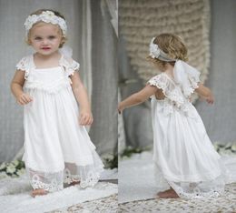 Lovely 2018 Beach Boho Flower Girl Dresses For Weddings Cheap Short Sleeve Square Cris Cross Back Lace Tulle Christening Gowns EN11265157