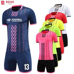 Men Kids Soccer Set Uniform Breathable Quickdry Polyester Training Short Sleeve Personalised Custom Jersey 240306