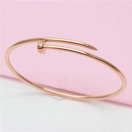 Gold Bracelet Nail Designer Bangles for Women and Men New 18K Colored Personalized with Versatile Gifts Luxury Pure Russian Craft Live Beautiful