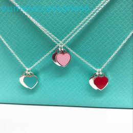 2024 Designer Luxury Brand Jewelry Pendant Necklaces Hearted Love Colorless Pure Silver Plated 18k Gold Small Red Heart Romantic Versatile Collar for Women