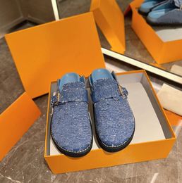 Unisex Denim Cosy Flat Comfort Clogs Slippers Relaxed Summery Look Half Mules Women Designer Slide Sandals 1142ess