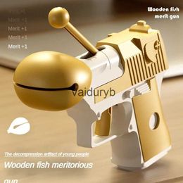 Sand Play Water Fun Wind-up Toys Wooden Fish Decompression Artifact Rifle Pistol Toy Novelty Gag Practical Jokes Desert Eagle Carrot Gun H240308