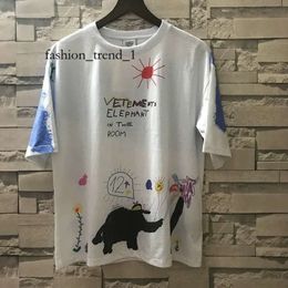 Vetements Designer T Shirt Streetwear Hip Hop Oversize Short Sleeve Tee Big Tag Patch VTM Tshirts Embroidery Black White Red Mens T Shirts Vetements T Shirt 9041