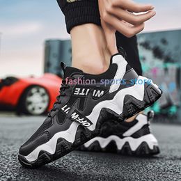 Men Running Shoes Women Sports Shoes Breathable Athletic Outdoors Sneakers Super Light Men Adults Trainers Lace-up Male Sneakers L6