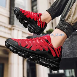 Hot Sale Comfortable Basketball Shoes High Training Boots Ankle Boots Outdoor Men Sneakers Sport Shoe L66