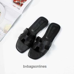 Original Slippers One Summer New line for Womens Outwear Fashion Versatile Rubber Anti slip Flat Bottom Casual Beach SlippersLLNC