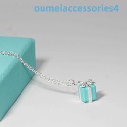 2024 Jewelry Designer Brand Pendant Necklaces Di Jia Boutique Valentines Day Seiko Enamel Edition Gift Box