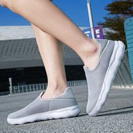 2024 Laufschuhe für Männer Frauen Männer Sneaker Plattform Frauen Outdoor-Sport Turnschuhe Trainer 16